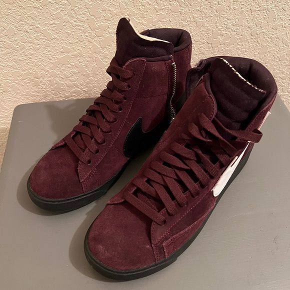 Maroon Nike rebel blazers - Picture 4 of 5